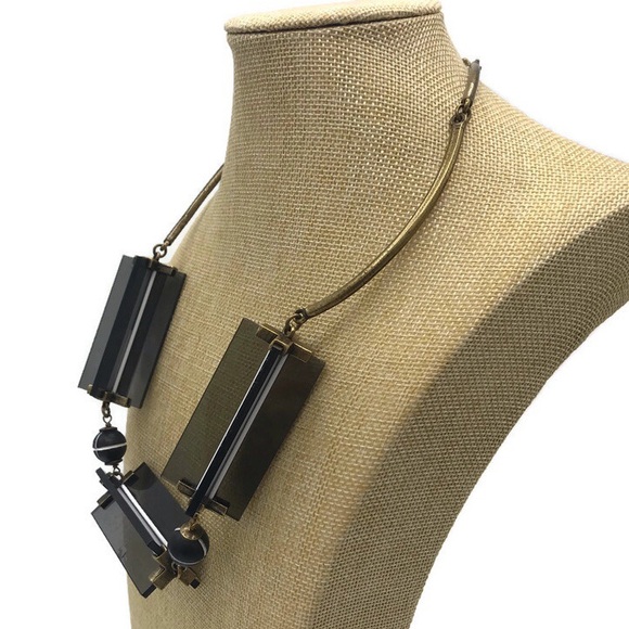 Lela Rose Designer Chunky Acrylic Gold Tone Statement Collar Necklace Toggle - Picture 4 of 9